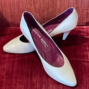 Andrew Geller Cream Women's Heels